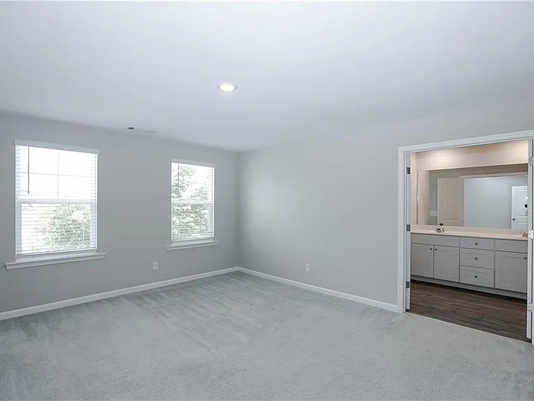 4355 Magpie Dr — Photo 16