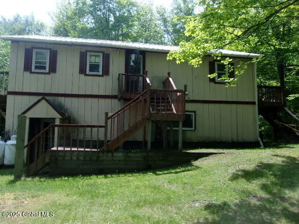 428 Bartman Road, Bakers Mills, NY 12811