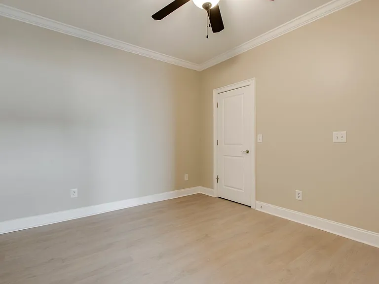 3120 Long Blvd #B — Photo 19