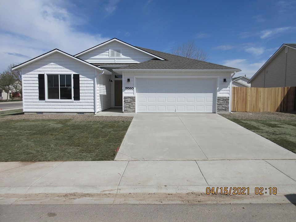 1st image of 19560 Maywood Pl
