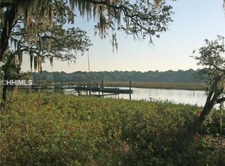 54 N Calibogue Cay Rd, Hilton Head Island, SC 29928