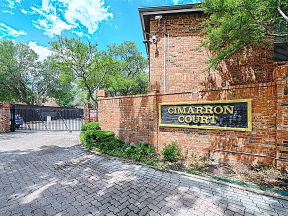 3rd image of 18333 Roehampton Dr APT 714