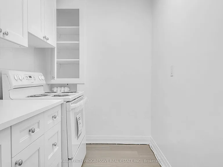 894 Eglinton Ave W #1 — Photo 13