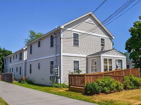 3rd image of 1162 North Ave #4