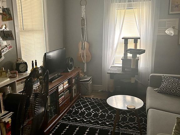 3rd image of 30 Avon St #1L