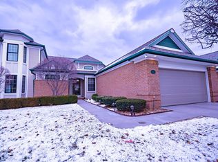 947 Dockside Dr, Port Huron, MI 48060