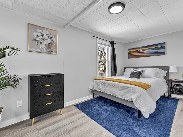 77 Union St #2 — Photo 8