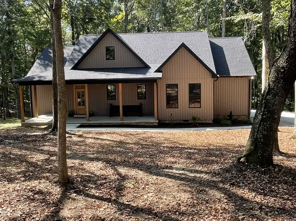 1220 Breeden Rd, Charlotte, TN 37036