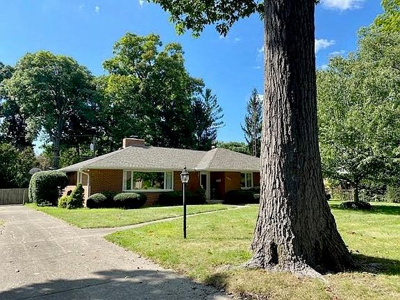 2nd image of 509 N Brentwood Ln