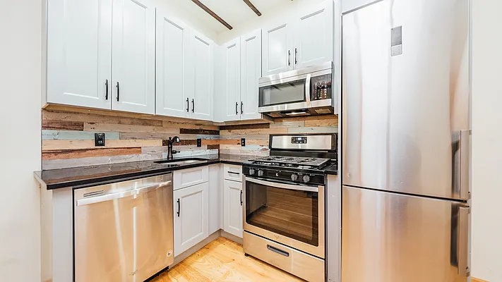 Rented by Nooklyn NYC LLC | media 15