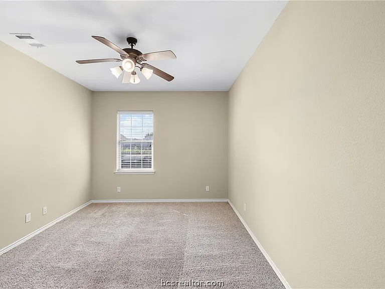 305 Capps Dr — Photo 19