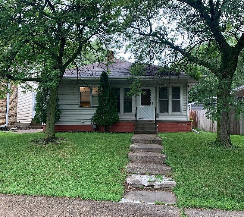 1st image of 1111 Gorman Ave