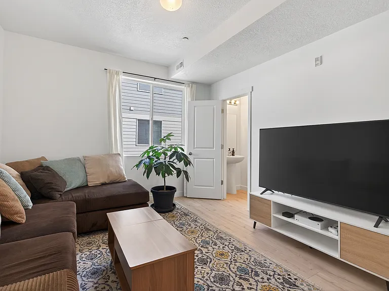1146 S Redwood Rd #604 — Photo 13