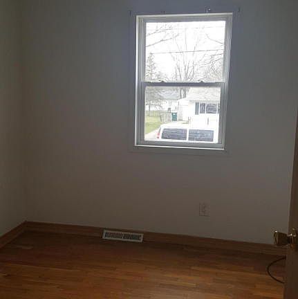 4th image of 6009 Annapolis Dr