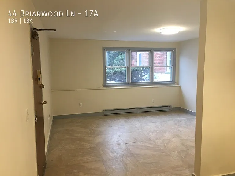 44 Briarwood Ln #17A — Photo 11