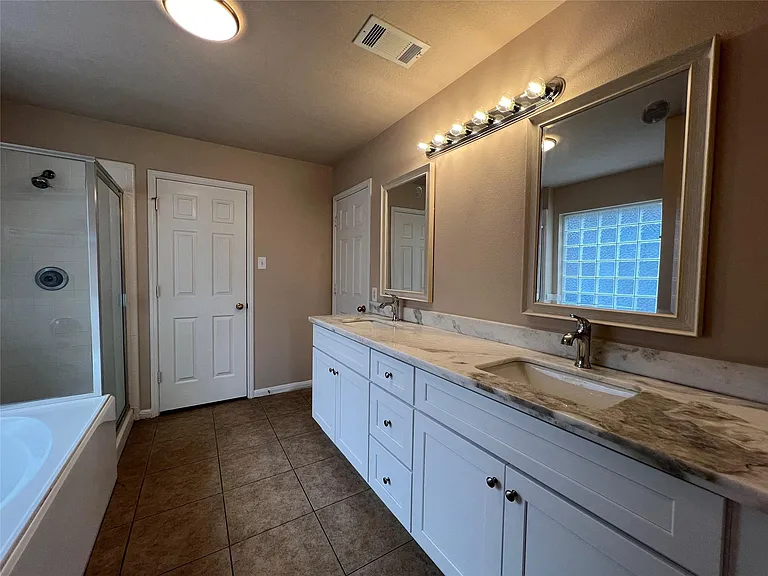 4903 Lochman Ln — Photo 13