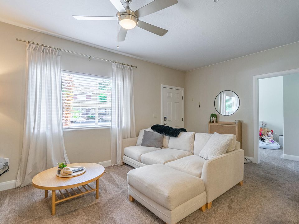 1st image of 700 N Main St Unit F3