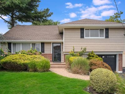 242 Thompson Avenue, Oceanside, NY, 11572