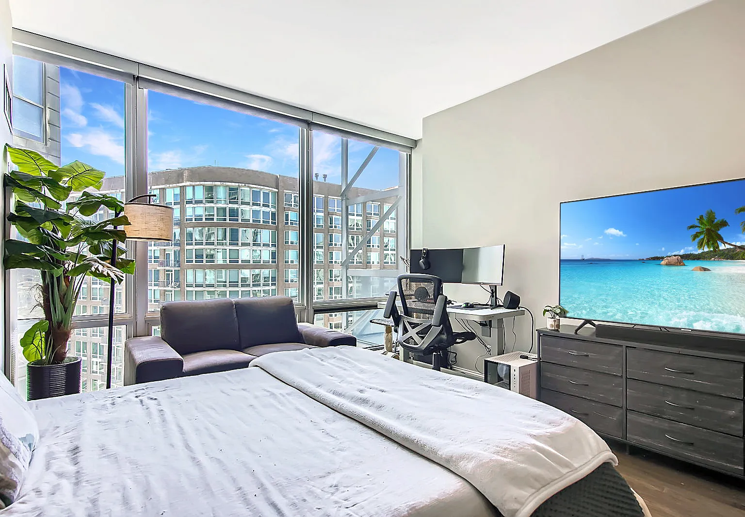 Studio, 515 sqft, $2,500 — Photo 3