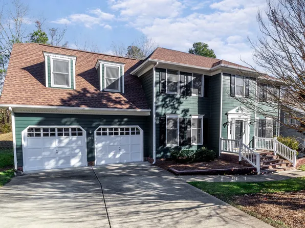 203 Youngsford Ct, Cary, NC 27513