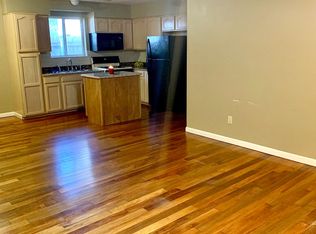 1027B 9th St, Gretna, LA 70053
