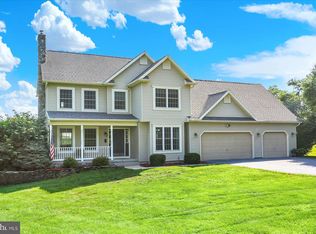 1265 Valley Rd, Etters, PA 17319