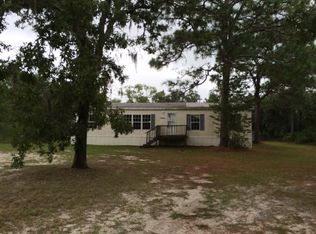 17605 Oxenham Ave, Spring Hill, FL 34610