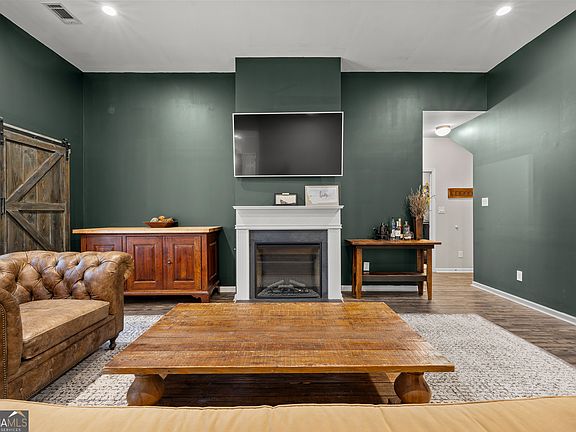 4th image of 75 Homer Johnson Rd