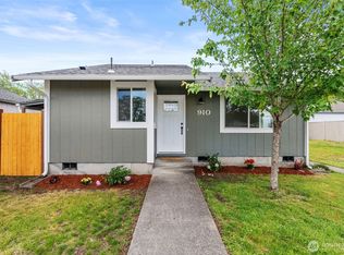 910 Schonberg Ln SE, Olympia, WA 98513