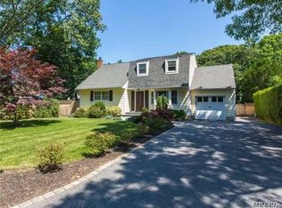 185 Marion St, Sayville, NY 11782