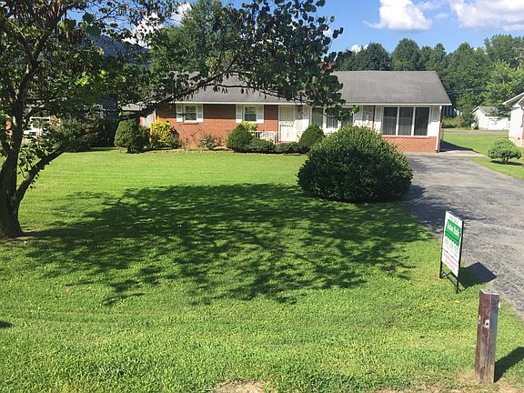 2nd image of 4804 Cumberland Ave