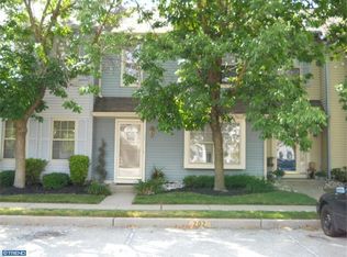 207 Douglas Ct #207, West Deptford, NJ 08086