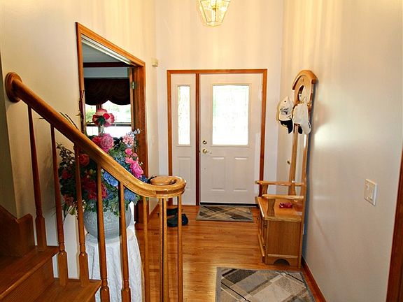 3rd image of 8364 Jaclyn Ann Dr
