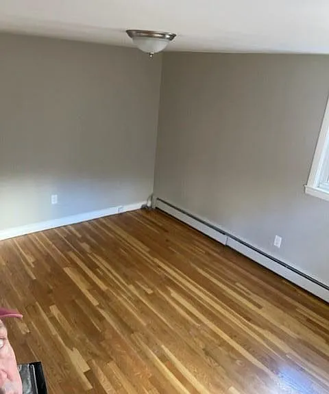 137 Sylvester Ave — Photo 16