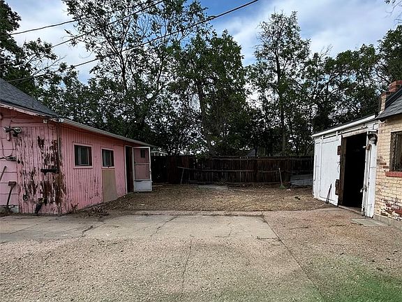 2nd image of 610 Quitman Street