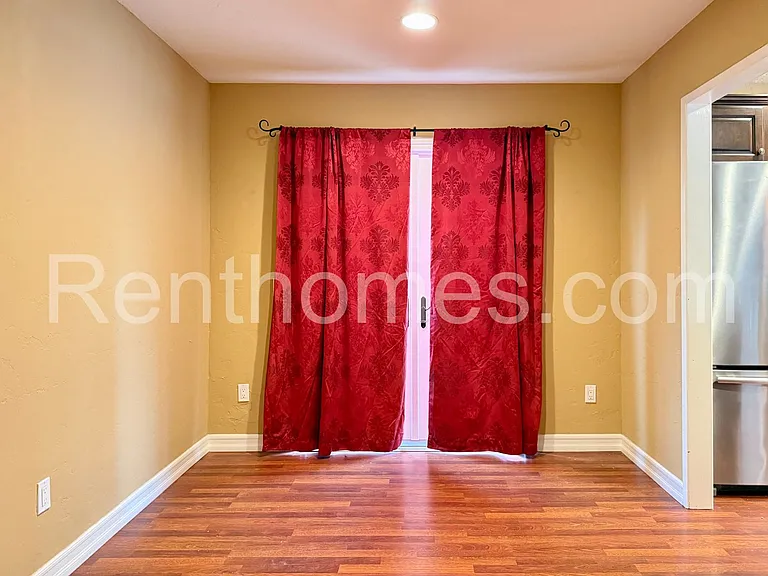 11339 Red Cedar Ln — Photo 14