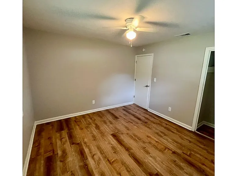 6328 Luna Dr — Photo 29