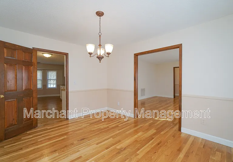 49 Cobblestone Rd — Photo 9
