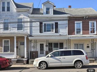 28 S Nichols St, Saint Clair, PA 17970
