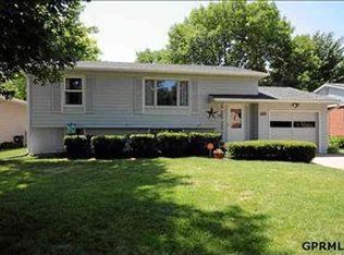 1231 Wedgewood Dr, Council Bluffs, IA 51503