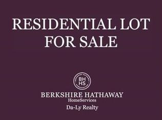 4222 Indianhead Rd, Grand Island, NE 68803