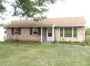 2120 Kramer Mill Rd, Denver, PA 17517