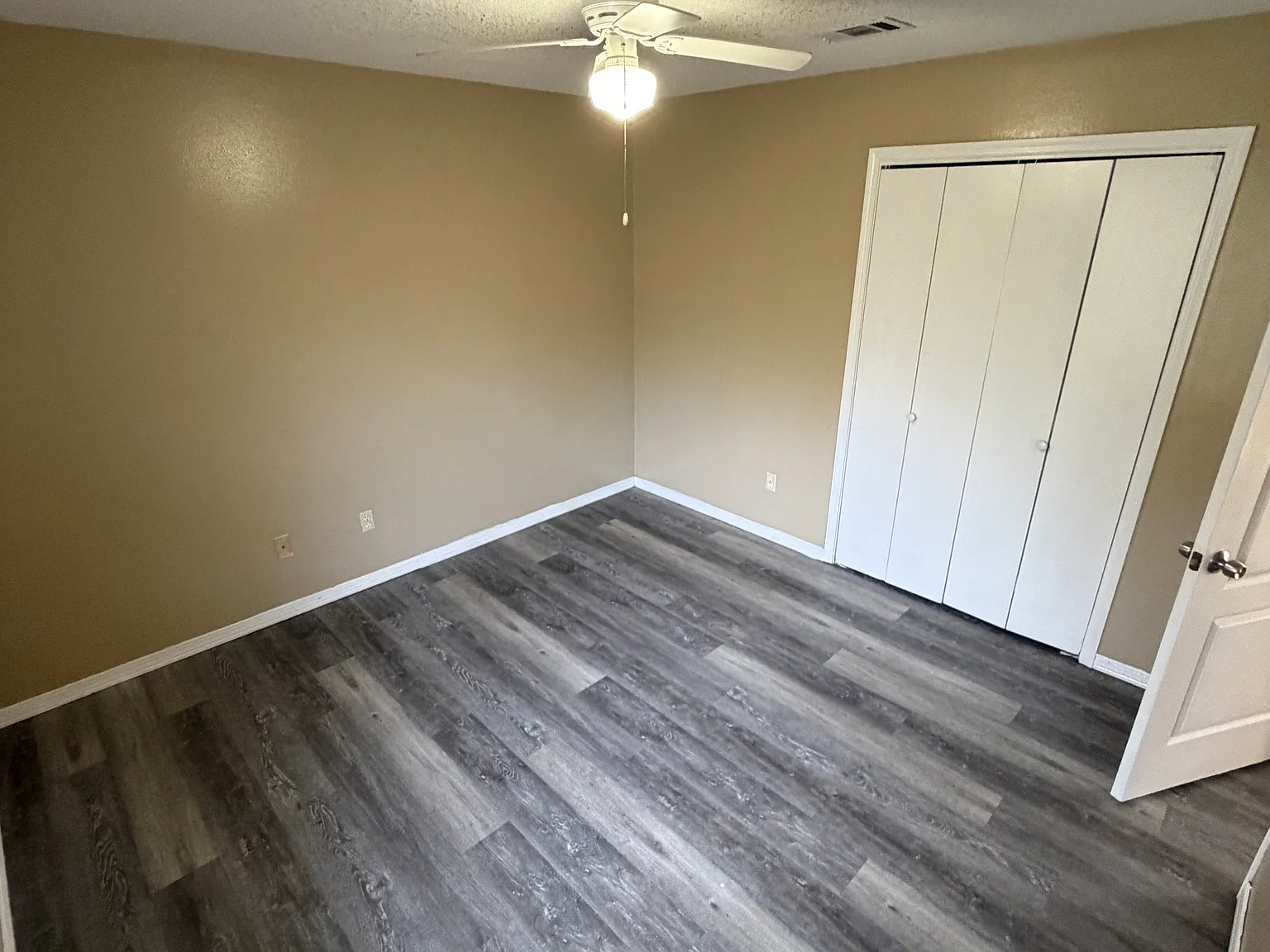 2 bed, 865 sqft, $1,250 — Photo 4