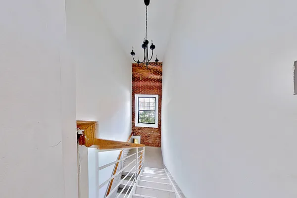 Rented by Corcoran | media 25