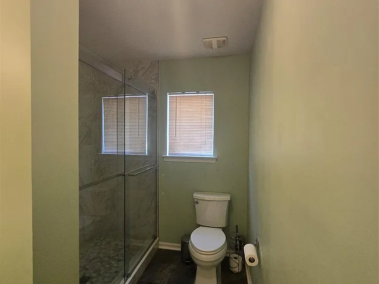 6503 Manitoba Ln — Photo 10
