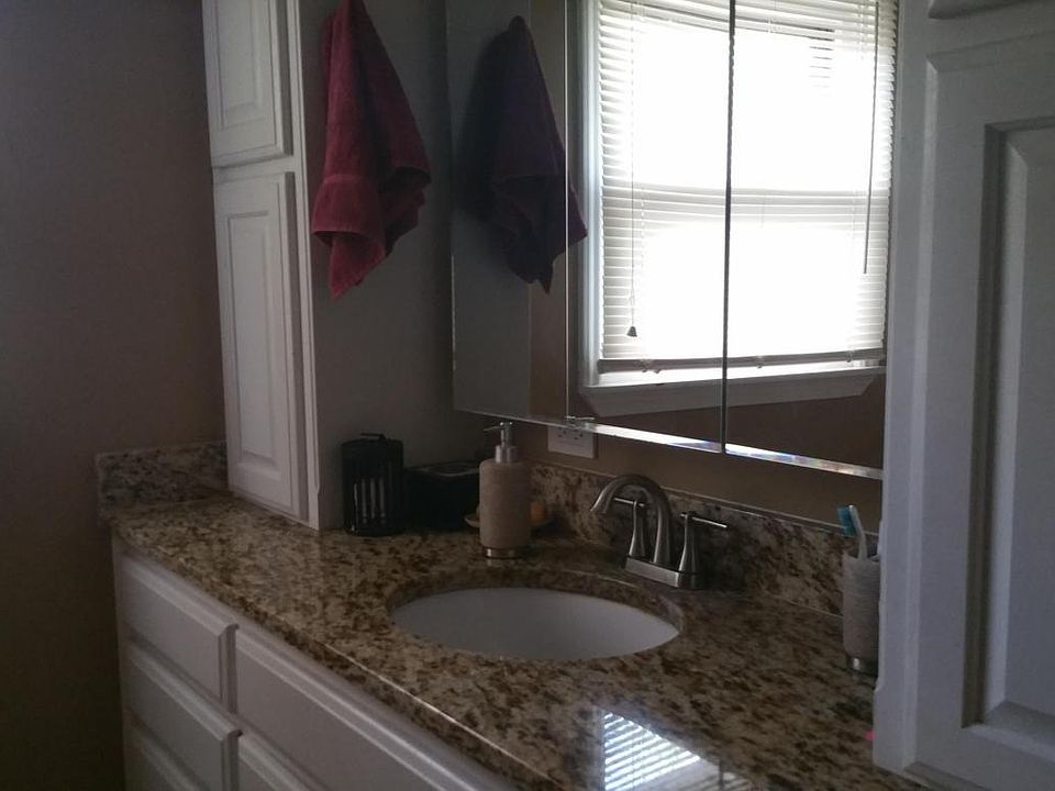 2nd image of 3709 Lenwood Dr