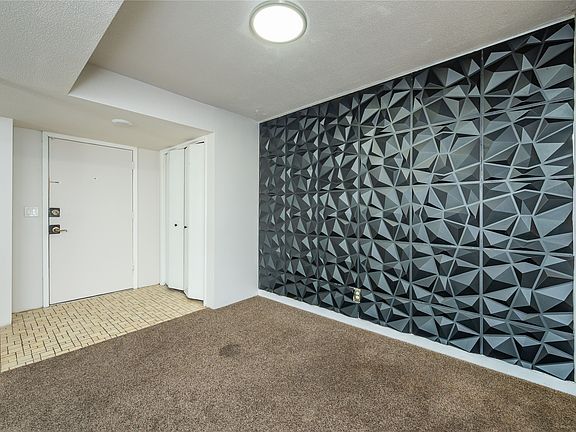 5th image of 9547 University Ave APT 23