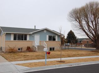 2916 W 1600 N, Clinton, UT 84015