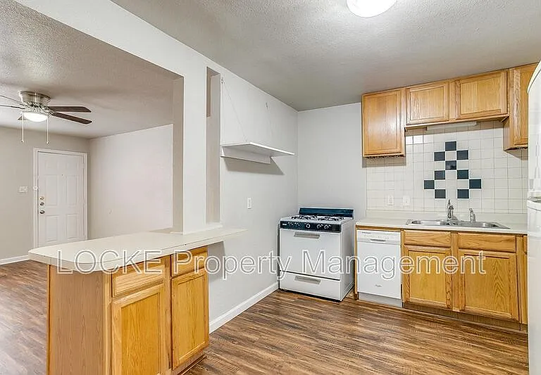 3417 S University Dr #A — Photo 7