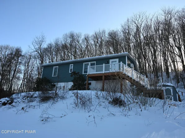 2123 Green Mountain Dr, East Stroudsburg, PA 18301